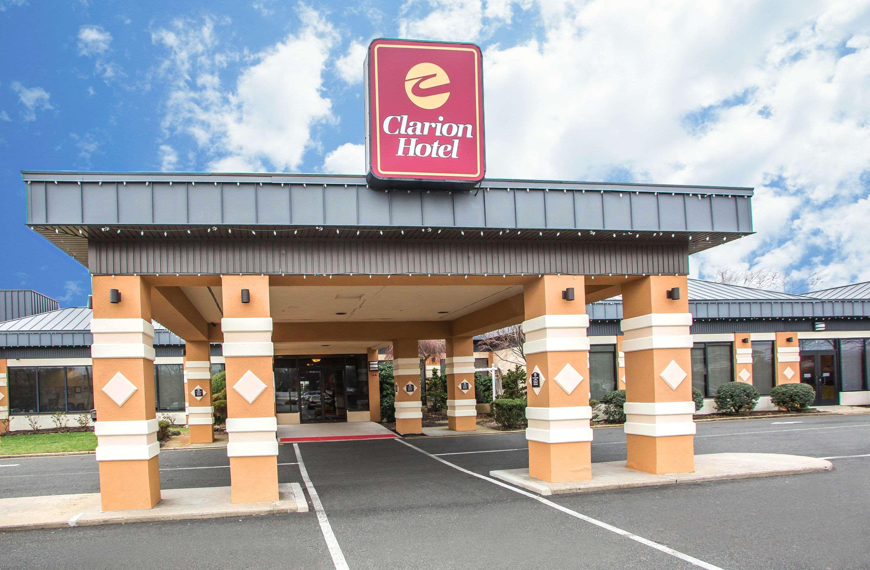Clarion Hotel y Centro de Conferencias Toms River Exterior foto